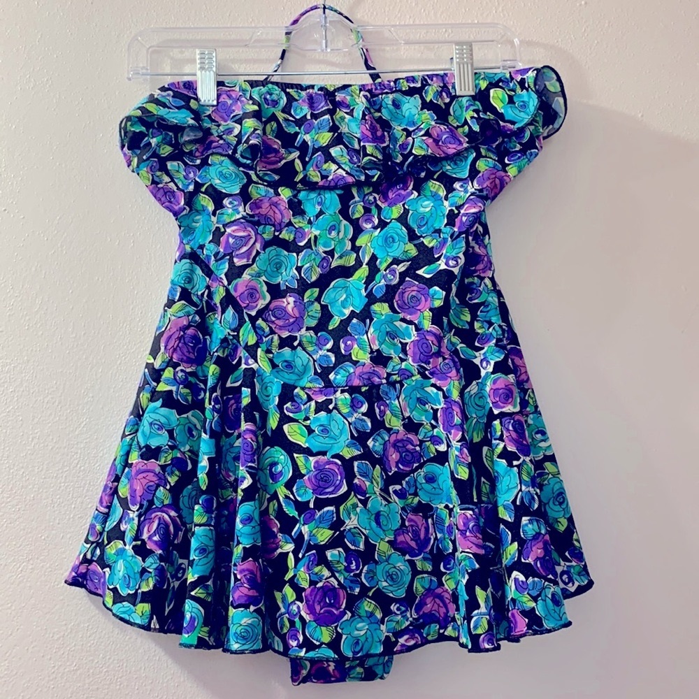 Maxine of Hollywood, one piece swimming suit. Size 12. Used, good condition.